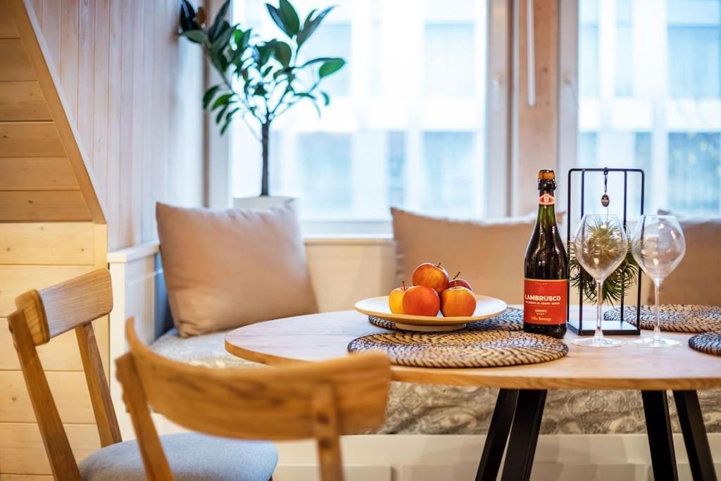 Luxury Apartment In Gedimino Av. Вильнюс Экстерьер фото